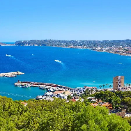 Meena By Interhome בניטאצ'ל