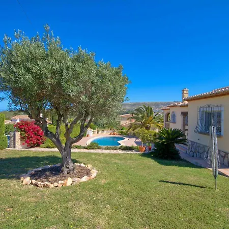 Meena By Interhome וילה