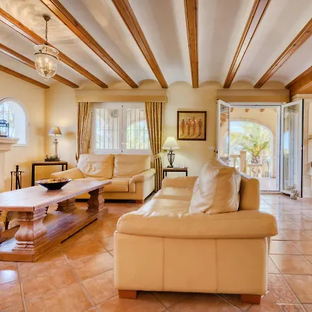 Meena By Interhome *